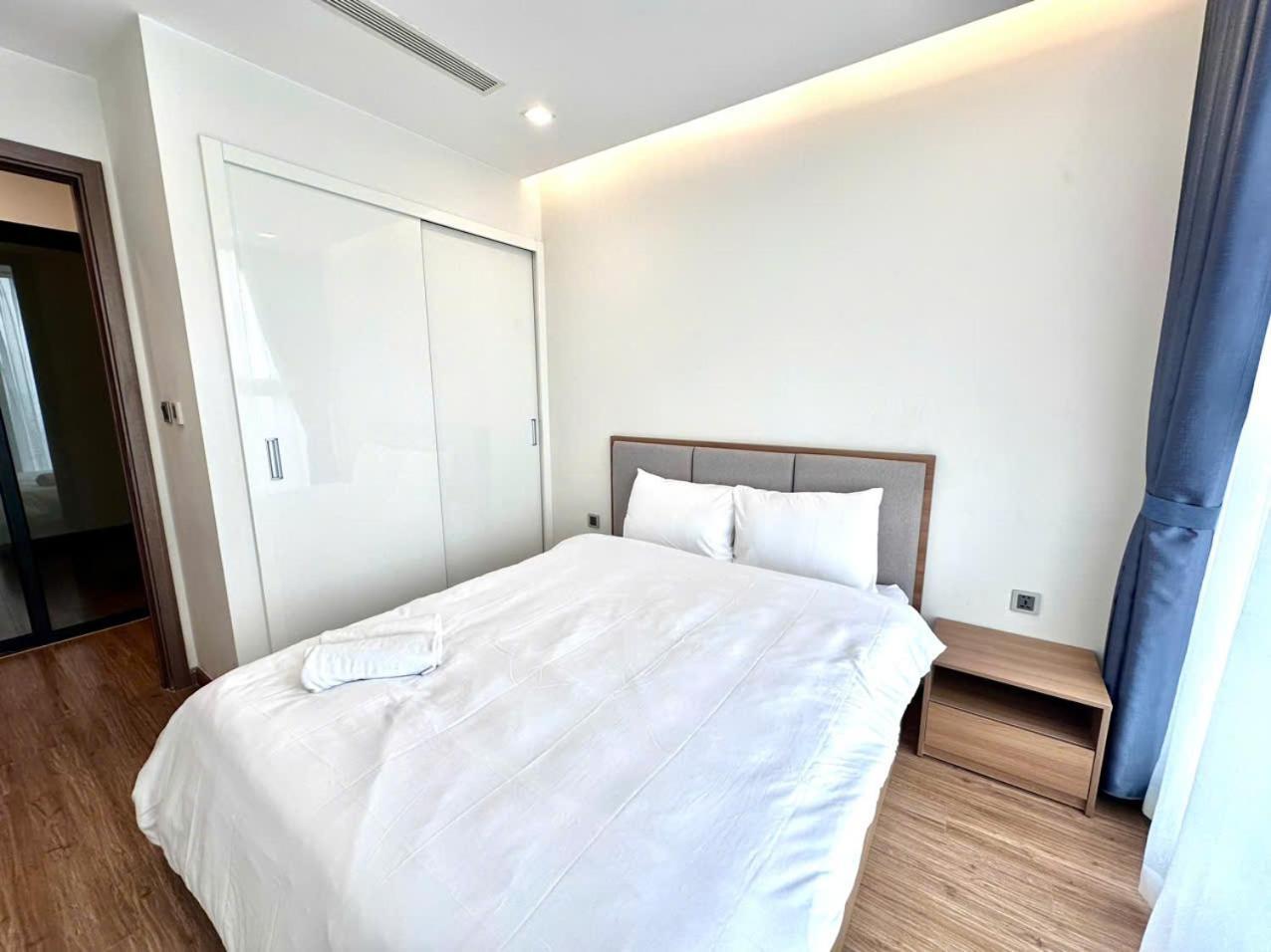 Luxury Apartment In Vinhomes Metropolis 하노이 외부 사진