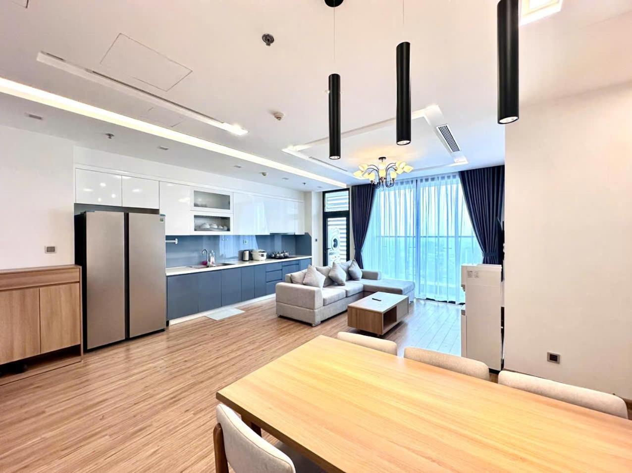 Luxury Apartment In Vinhomes Metropolis 하노이 외부 사진