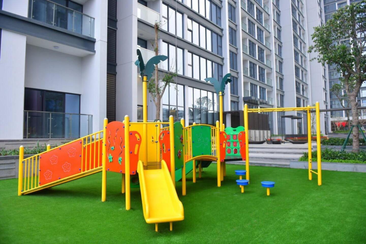 Luxury Apartment In Vinhomes Metropolis 하노이 외부 사진