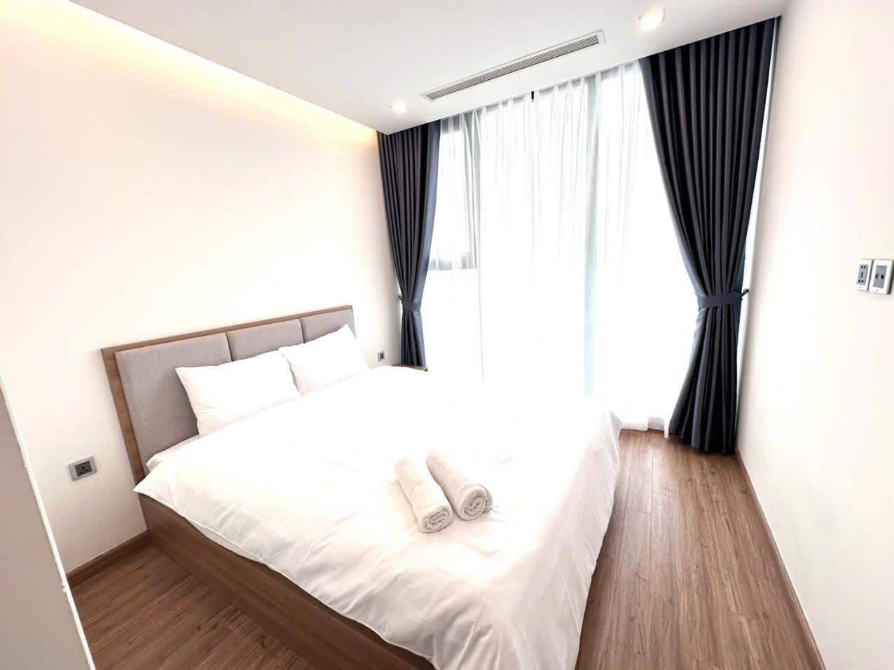 Luxury Apartment In Vinhomes Metropolis 하노이 외부 사진