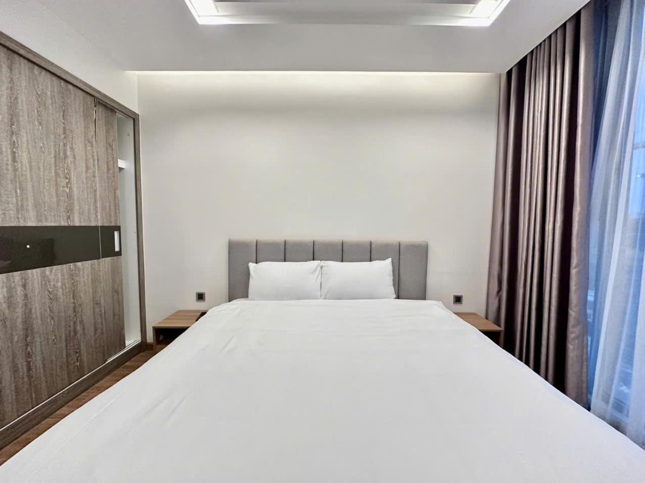 Luxury Apartment In Vinhomes Metropolis 하노이 외부 사진
